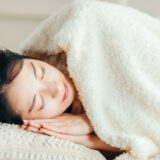冷えと睡眠の深い関係。夏を快適に乗り切る体質改善法‼