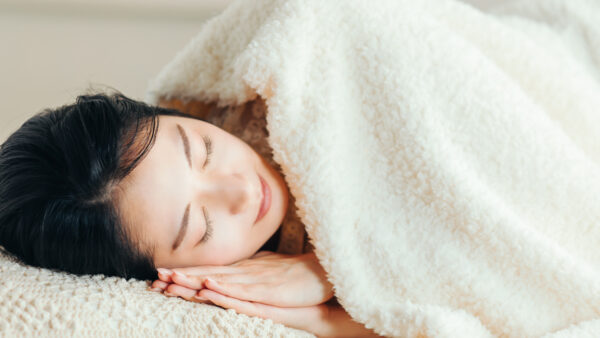 冷えと睡眠の深い関係。夏を快適に乗り切る体質改善法‼